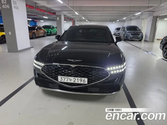 Фотография автомобиля — Genesis G90 RS4