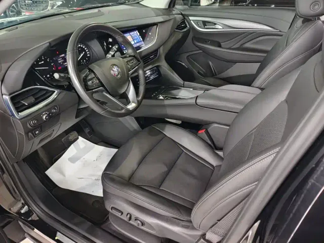 Buick Enclave — Фото автомобиля 18