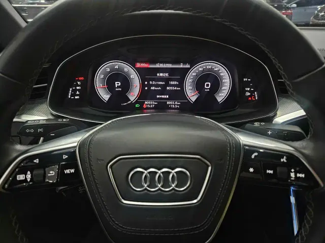 Audi A6L — Фото автомобиля 10