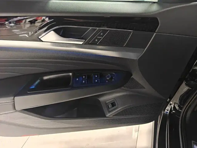 Volkswagen Passat — Фото автомобиля 6