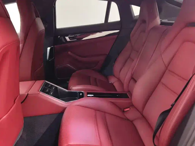Porsche Panamera — Фото автомобиля 11