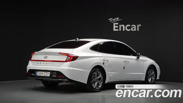 Hyundai Sonata — Фото автомобиля 2