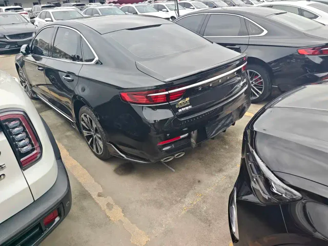 Geely Xingrui — Фото автомобиля 10