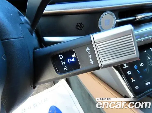 Hyundai Grandeur Grandeur (GN7) 2.5 Бензин 2WD — Фото автомобиля 11