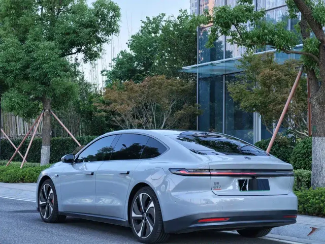 Nio ET7 — Фото автомобиля 7