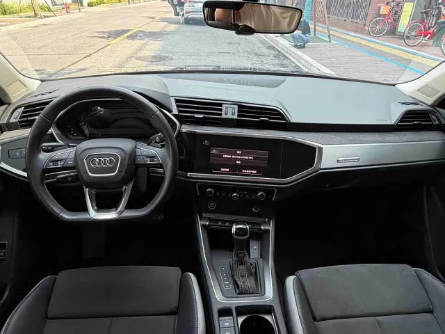Audi Q3 — Фото автомобиля 9