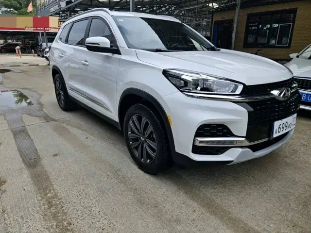 Chery Tiggo 8 — Фото автомобиля 4