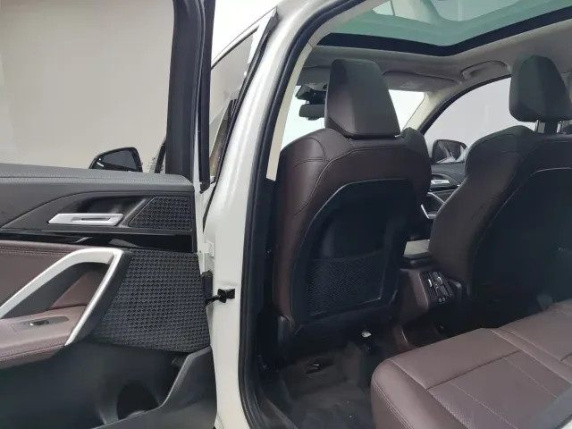 BMW X1 — Фото автомобиля 7