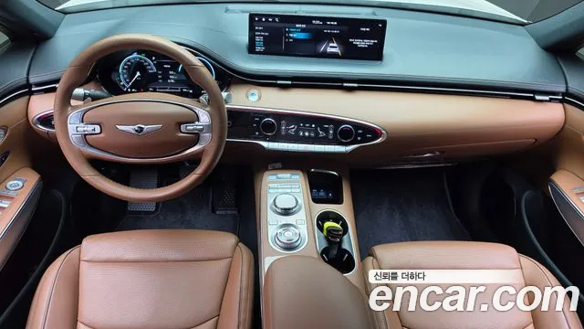 Genesis GV70 — Фото автомобиля 10