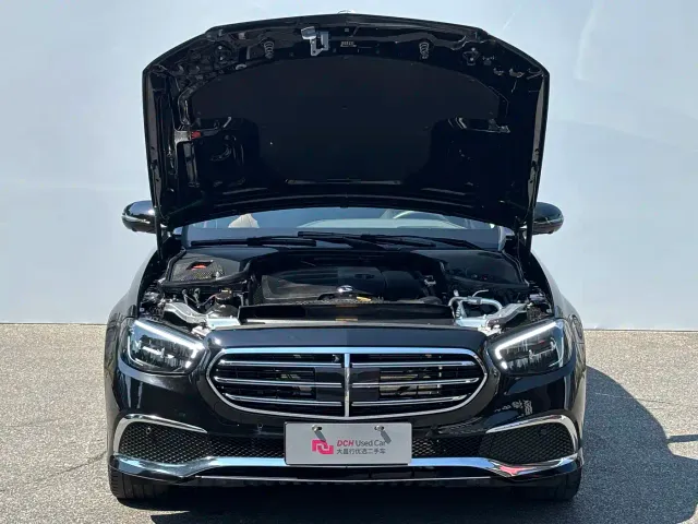 Mercedes-Benz E-Class — Фото автомобиля 7
