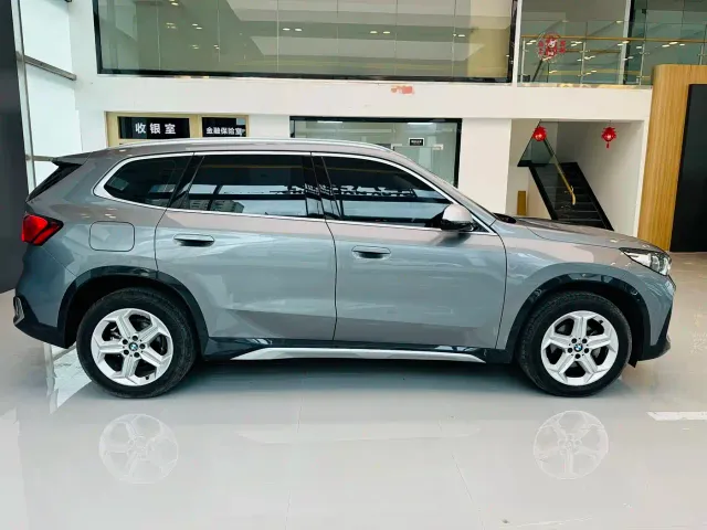 BMW X1 — Фото автомобиля 7