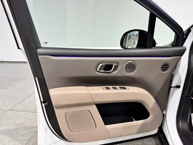 Li Auto i6 — Фото автомобиля 10