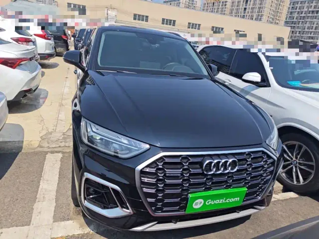 Audi Q5L — Фото автомобиля 2