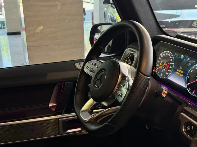 Mercedes-Benz G-Class — Фото автомобиля 14
