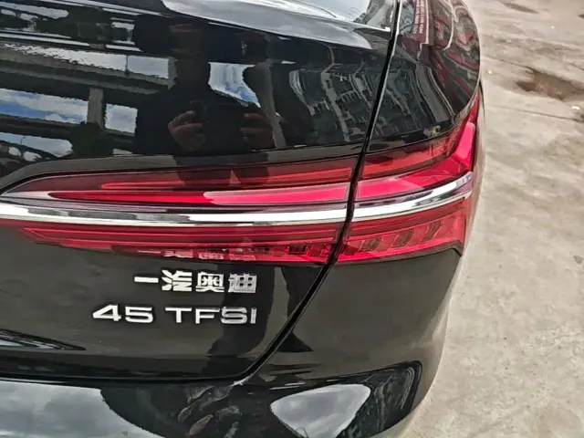 Audi A6L — Фото автомобиля 7