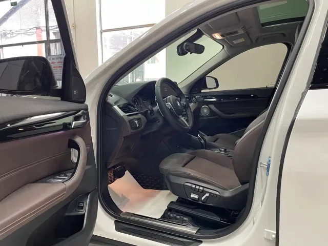 BMW X1 — Фото автомобиля 14