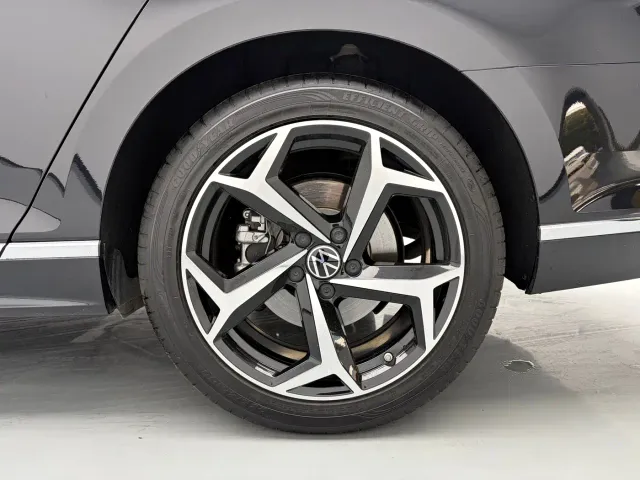Volkswagen Magotan — Фото автомобиля 15