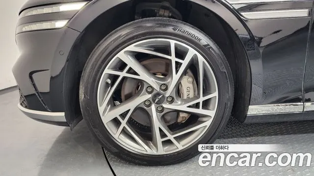 Genesis G90 Бензин 3.5 турбо AWD — Фото автомобиля 5