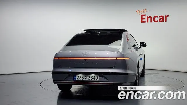 Hyundai Grandeur Grandeur (GN7) 2.5 Бензин 2WD — Фото автомобиля 4