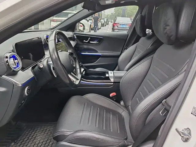 Mercedes-Benz C-Class — Фото автомобиля 13