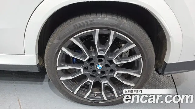 BMW X6 xDrive40i M Sport — Фото автомобиля 5