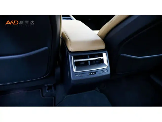 Lexus ES — Фото автомобиля 9