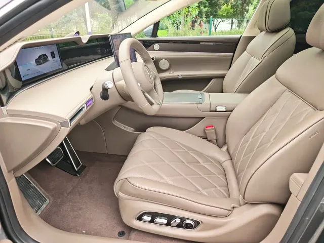 Stelato S9T — Фото автомобиля 7