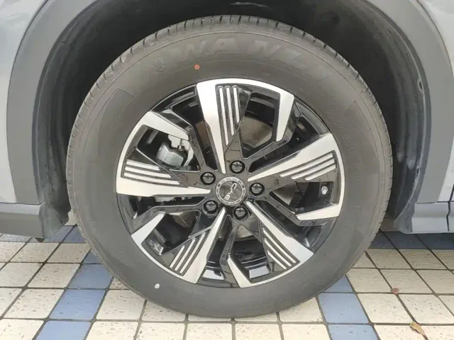 BYD Seal 05 DM-i — Фото автомобиля 22