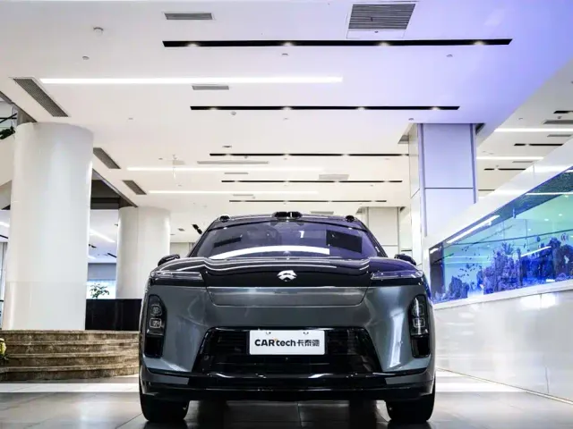 Nio ES8 — Фото автомобиля 4
