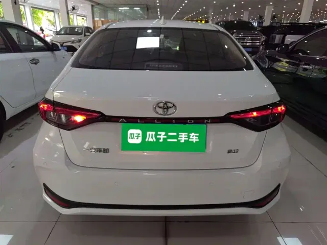 Toyota Allion — Фото автомобиля 3