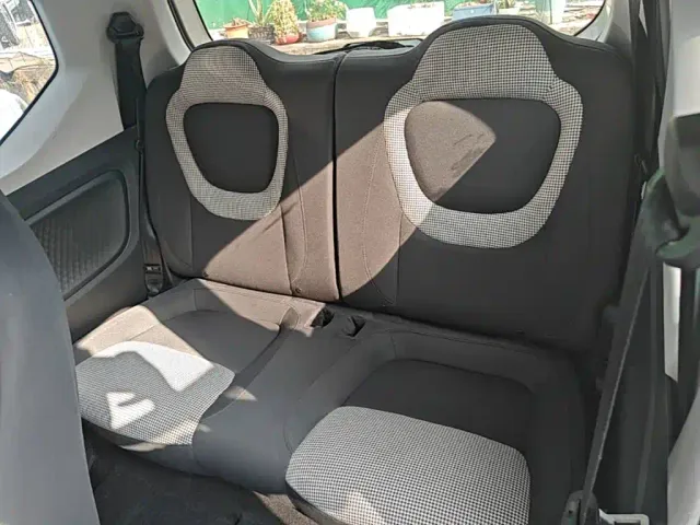 Wuling Motors Hongguang MINIEV 2024 3rd Gen 215km Advanced — Фото автомобиля 16