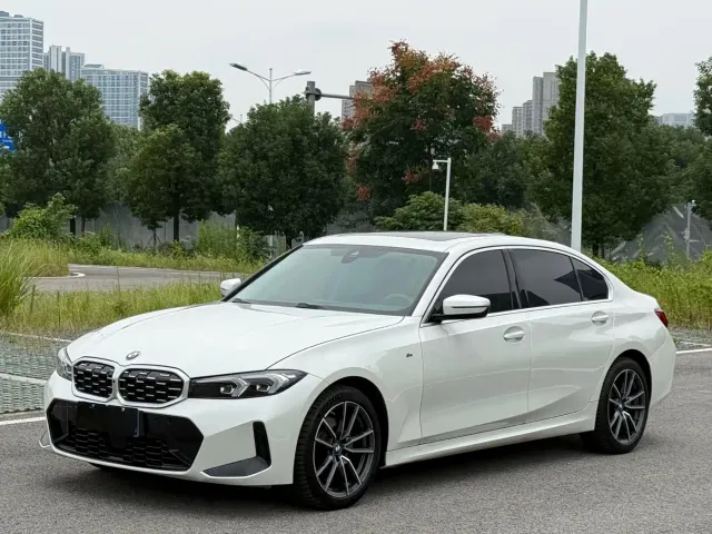 BMW 3 Series — Фото автомобиля 3