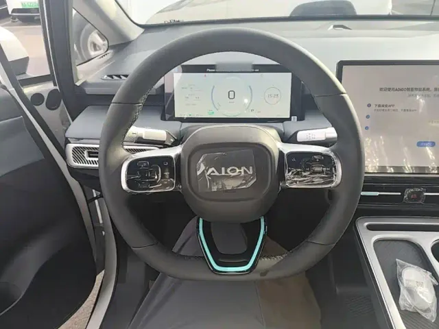 GAC Aion Y — Фото автомобиля 10