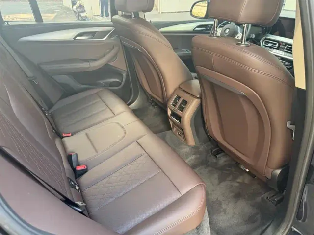 BMW iX3 — Фото автомобиля 10
