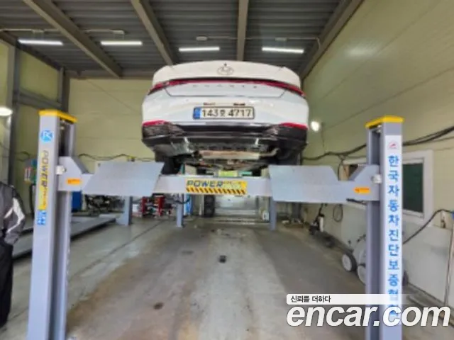 Hyundai Avante CN7 — Фото автомобиля 2