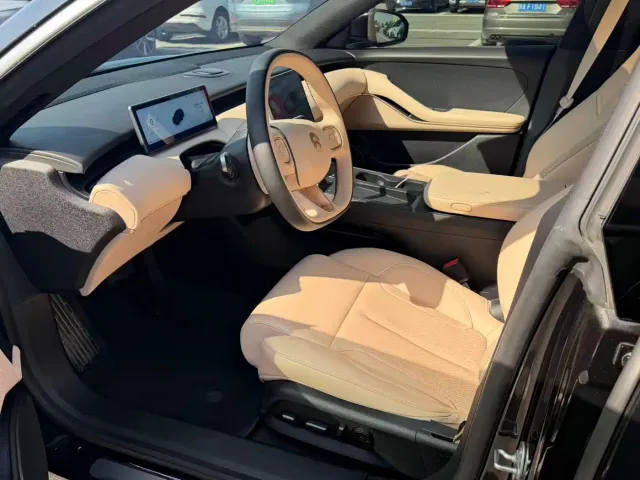 Nio ET5 Touring — Фото автомобиля 4