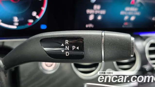 Mercedes-Benz E-Class — Фото автомобиля 8
