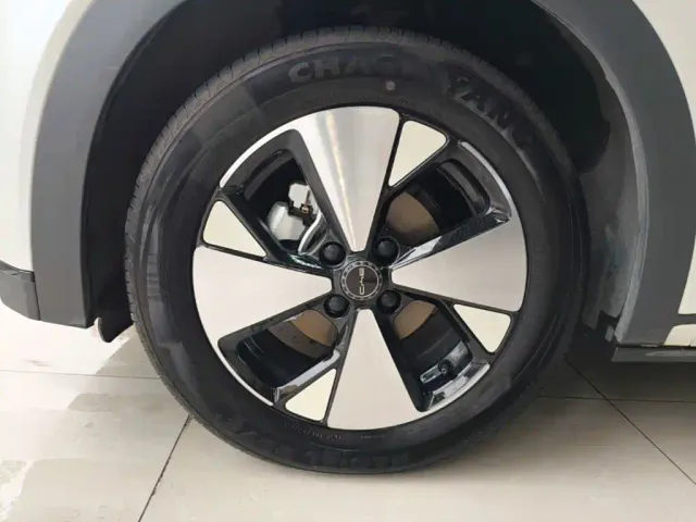 BYD Dolphin — Фото автомобиля 22