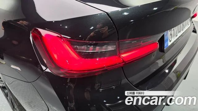 BMW 3-Series 3 серия (G20) 320i M Sport — Фото автомобиля 23