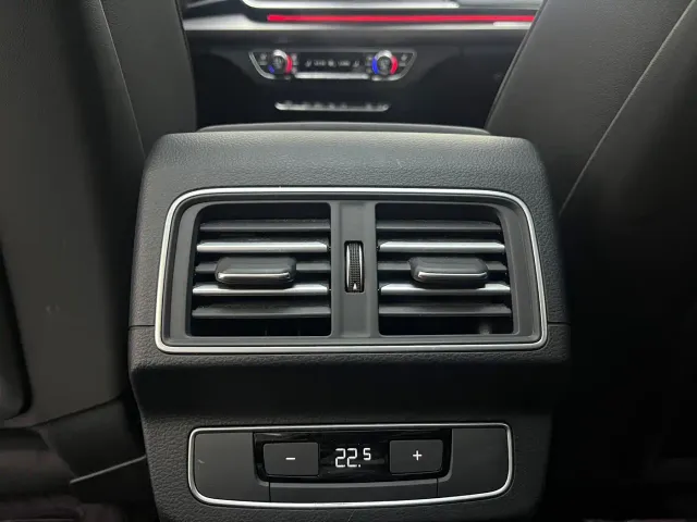 Audi Q5L Sportback — Фото автомобиля 15