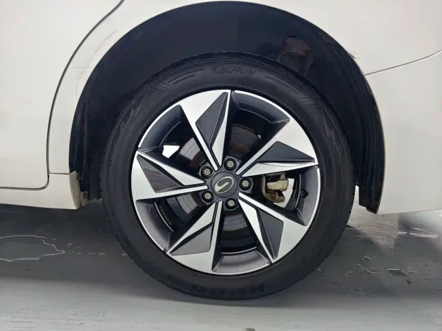 GAC Trumpchi M6 — Фото автомобиля 9