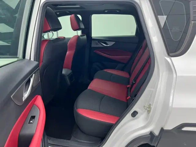 Changan CS35 Plus — Фото автомобиля 9
