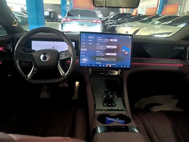 Denza Z9GT — Фото автомобиля 9