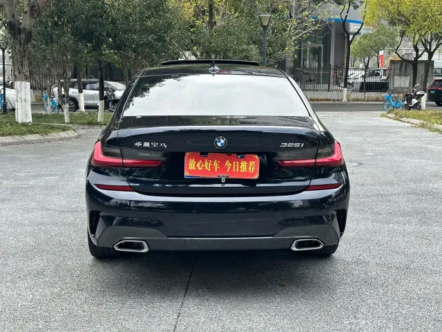 BMW 3 Series — Фото автомобиля 6