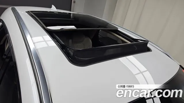 Genesis GV70 2.5T Бензин AWD — Фото автомобиля 19