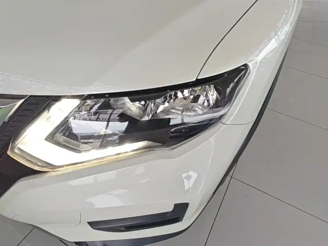 Nissan X-Trail — Фото автомобиля 23