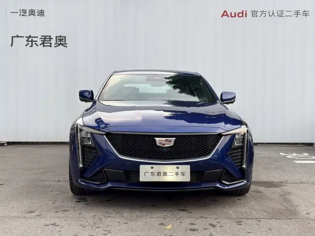 Cadillac CT5 — Фото автомобиля 2