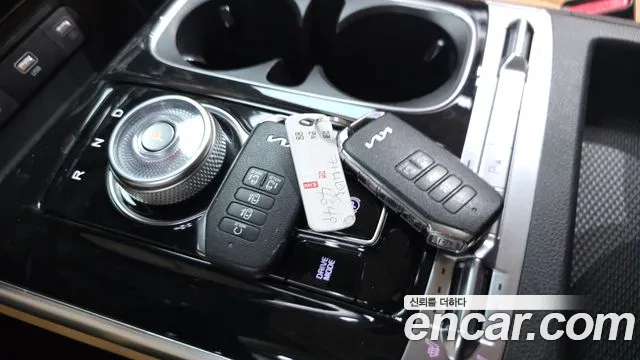 Kia Canival Carnival 4 поколение Бензин 7 мест Noblesse — Фото автомобиля 6