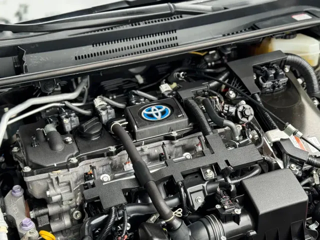 Toyota Corolla 2021 Hybrid 1.8L E-CVT Elite Edition — Фото автомобиля 20