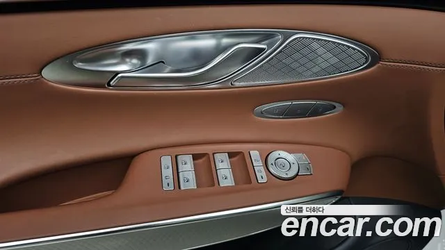 Genesis GV70 2.5T Бензин 2WD — Фото автомобиля 13